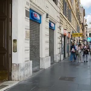 https://rhoome-holiday.it-romehotels.com