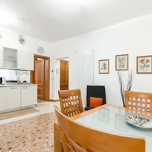  Appartamento Ca' De Rio Alto