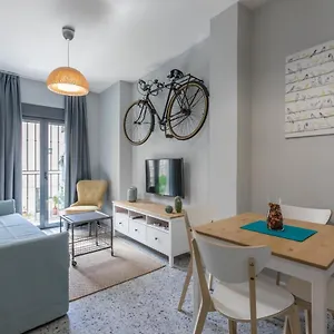 Huerto Del Rey Acogedor, Con Desayuno Incluido En Bar Tipico Cercano Sevilla